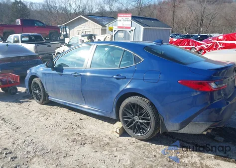 2025 Toyota Camry Se z USA, uszkodzony, nr VIN 4T1DBADK5SU014268